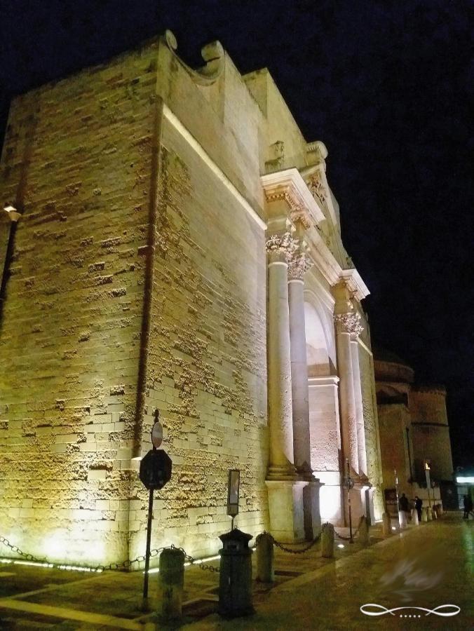 Hotel Dimora del Vico Lecce Exterior foto