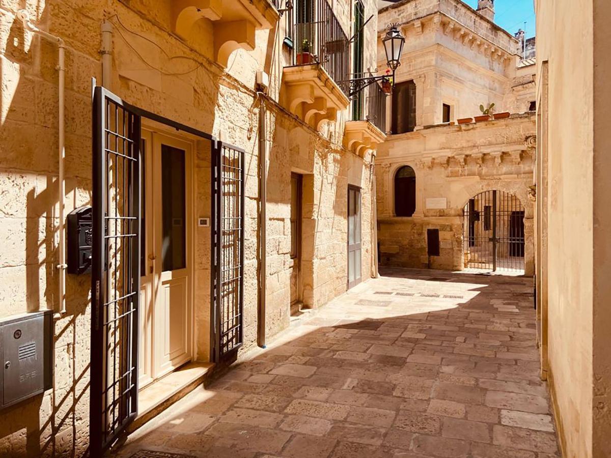 Hotel Dimora del Vico Lecce Exterior foto